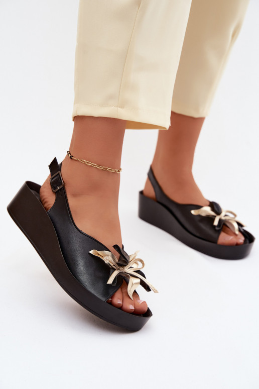 Damensandalen Feminin mit Ornamenten S.Barski KV61-6045 schZuarze Farbe