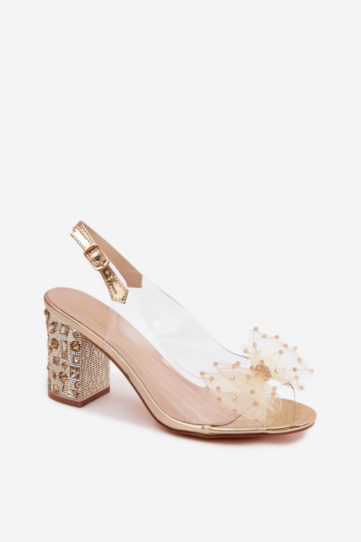 Sandalen mit Absätzen mit leuchtenden Augen SiateczkoZua mit Bändern D&A MR61-9010 goldene Farbe