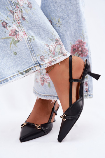 Damen Sandalen mit spitzen Absätzen in schwarzer Farbe Felessa 2