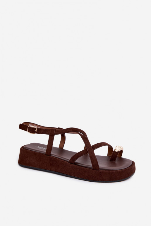 Sandalen mit Plattform und goldenen Details in Schokoladenfarbe Olmira