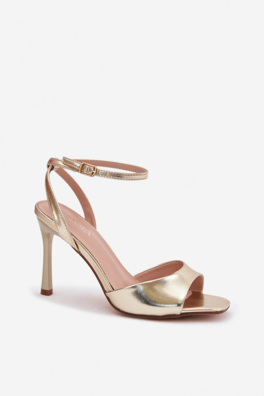 Goldene Damen-Sandalen mit dünnen Absätzen aus Kunstleder Olissey