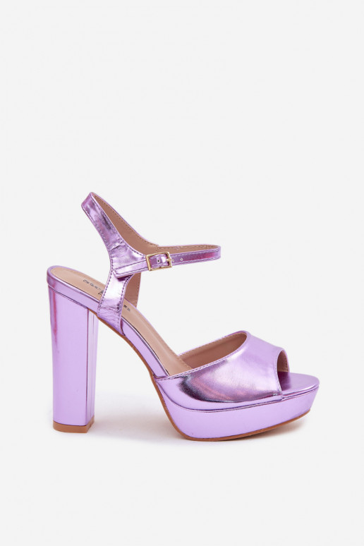 Damensandalen Auf High Heels Aufzeichnen Violette Farbe Nelissey