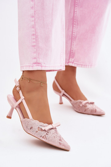 Schnürsandalen Feminin Ermöglicht obcasie mit Bändern pinke Farbe Es mussribelle