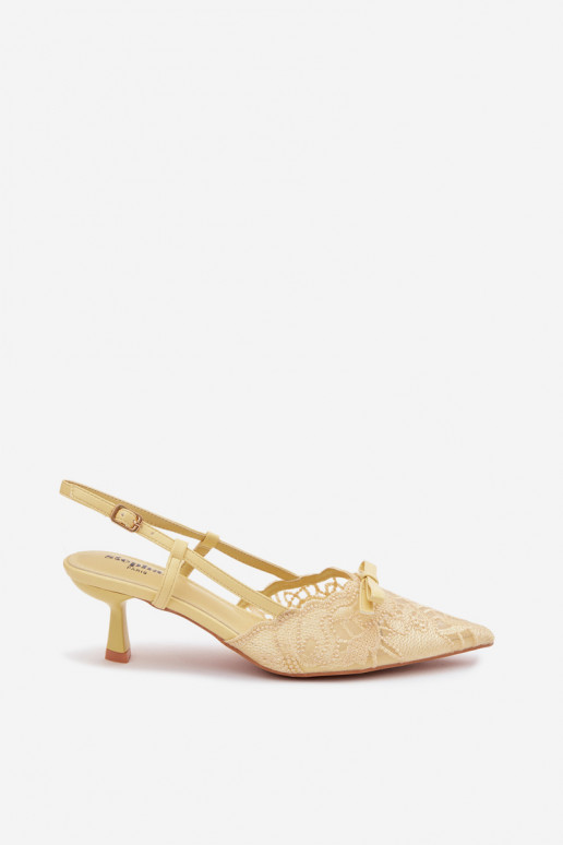 Schnürsandalen Feminin Ermöglicht obcasie mit Bändern gelbe Farbe Es mussribelle