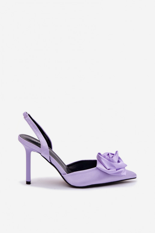 Lila Damen-Sandalen mit dünnen Absätzen und satinierter Oberfläche Irina