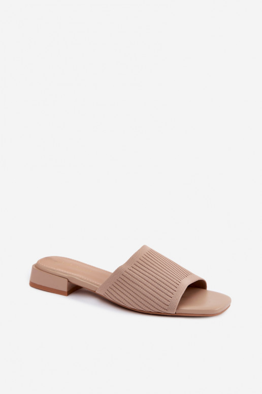 Beige Damenschuhe mit breiten Absätzen Belissea