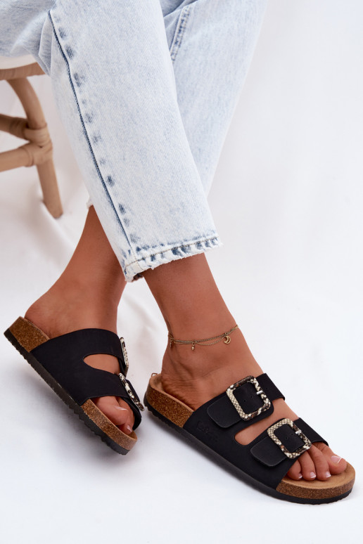 Damenhausschuhe mit Schnallen Lee Cooper LCIN-26-35-4450L schZuarze Farbe