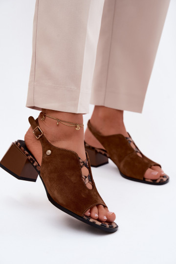 Sandalen mit Kunstveloursleder-Absätzen Tai turiciejka K7521-14 braun