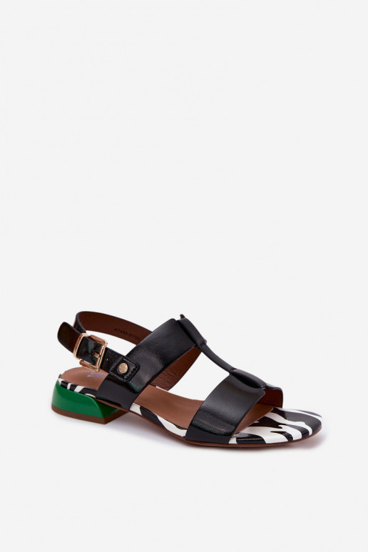 Damen-Sandalen mit Lackeffekt Tai turiciejka K7455-01 schwarz