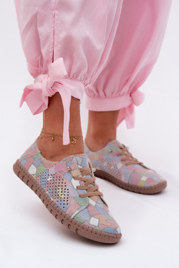 Gemustert mit durchbrochenen Elementen Schuhe FemininErmöglichtturalnego aus INildlederu Verschiedene Farben Belessa