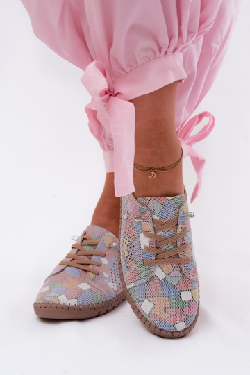 Gemustert mit durchbrochenen Elementen Schuhe FemininErmöglichtturalnego aus INildlederu Verschiedene Farben Belessa 2