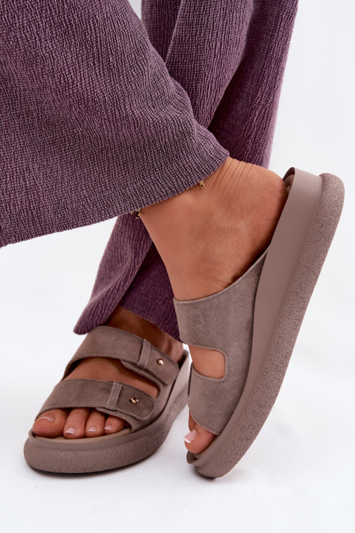 Haut INildleder-Hausschuhe für Damen mit einer Plattform Vinceza 66916 Beige