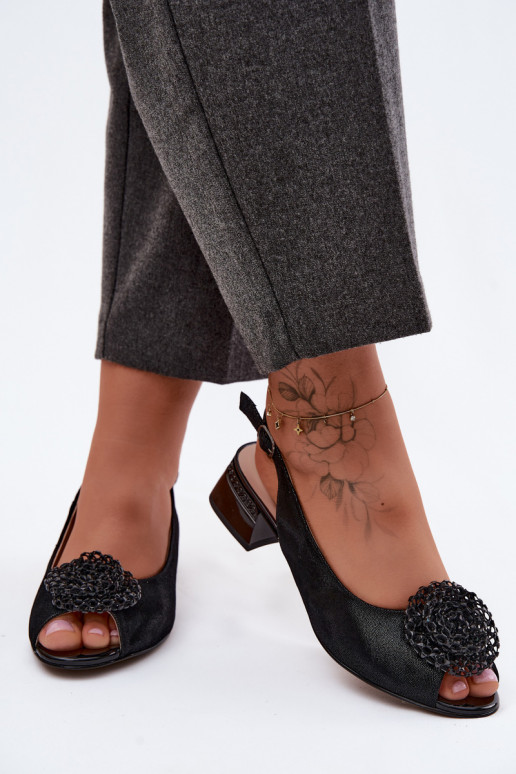 Damensandalen Feminin Klocke mit Ornamenten D&A CR61-3030 schZuarze Farbe