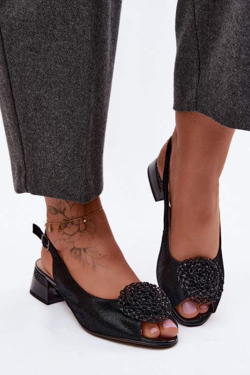 Damensandalen Feminin Klocke mit Ornamenten D&A CR61-3030 schZuarze Farbe