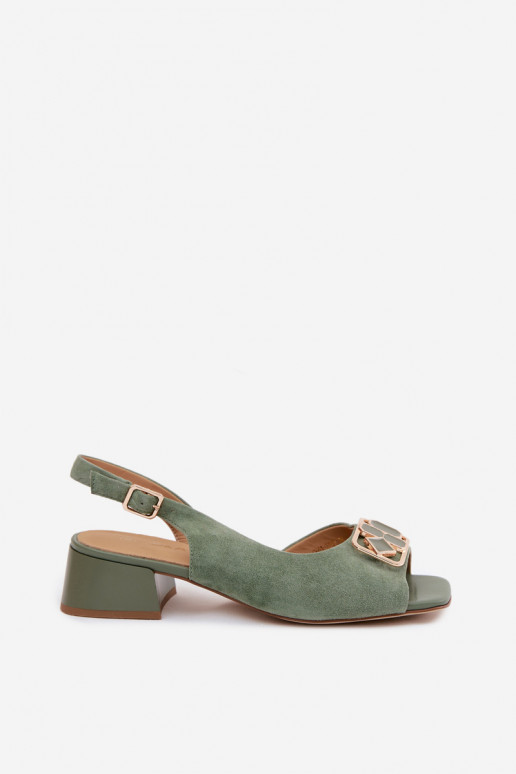 Elegante Sandalen mit Absatz aus grünem Kunstveloursleder