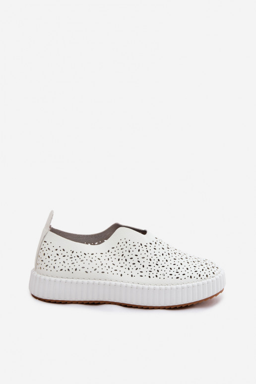 Slipper-Schuhe mit Spitzen-Elementen und Plattform in weißem Glamma