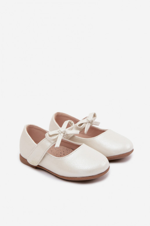 Ballerinas Kindisch mit Klebeverschlüssen mit Bändern elfenbeinfarbe Drippy