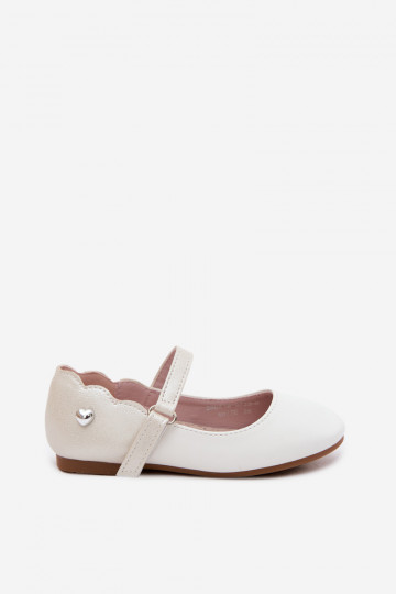Ballerinas Kindisch mit Riemen mit Klebeverschlüssen I Ozdobnym mit Herzenm Zueiße Farbe Mossy 2