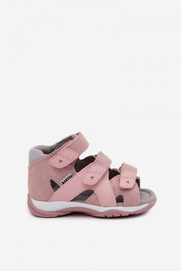 Bartek 84405-85 glänzende Sandalen für Mädchen in Rosa 2