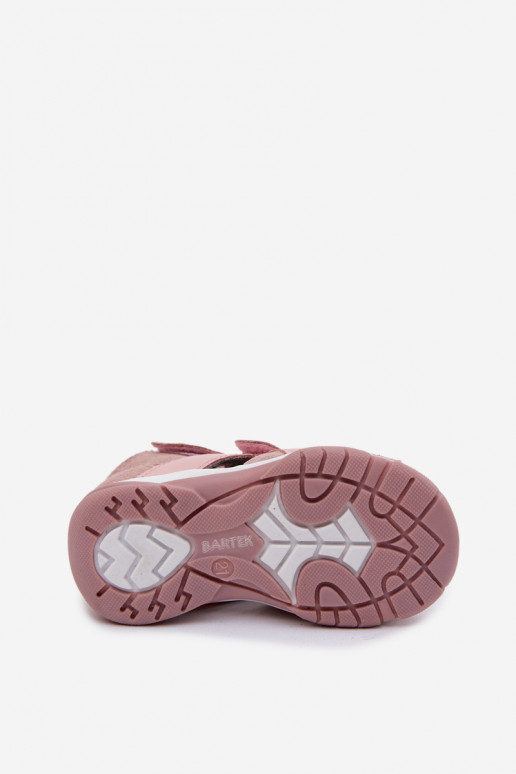 Damensandalen für Kinder mit Glanz Bartek 84405-85 pinke Farbe