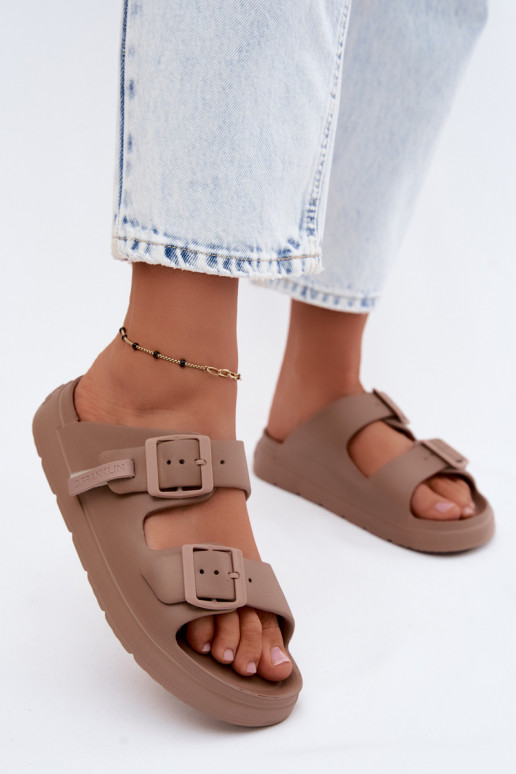 D.Franklin DFSH413004 leichte Damen-Slipper in Sandfarbe