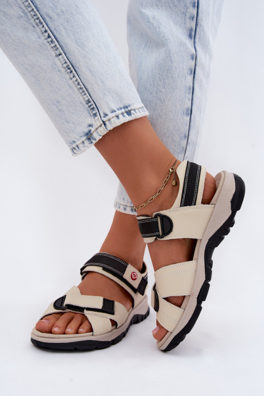 Damen-Sandalen mit Klettverschlüssen in Sandfarbe Blingy