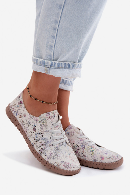 Muster Schuhe mit Ausschnitten aus Kunstveloursleder Flaria