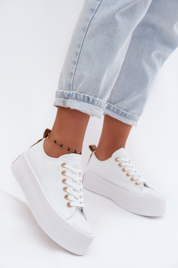 Freizeitschuhe mit einer Plattform Zueiße Farbe Amalfi