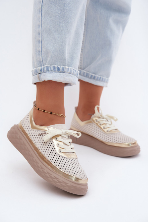 Damen Schuhe aus Kunstveloursleder mit Plattform und Ausschnitten in Sandfarbe Lessa