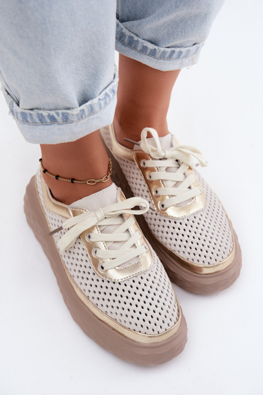 Haut aus INildleder Schuhe Feminin mit einer Plattform mit durchbrochenen Elementen Beige Lessa