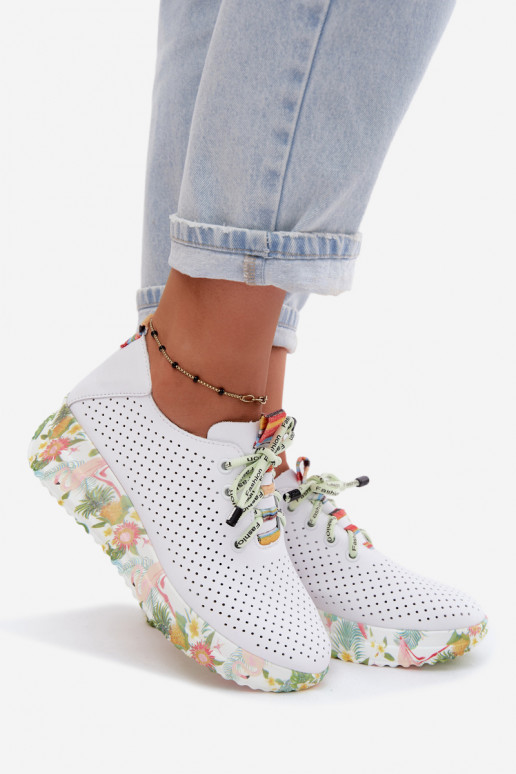 Haut Schuhe mit einer Plattform Artiker 58C0598 Zueiße Farbe