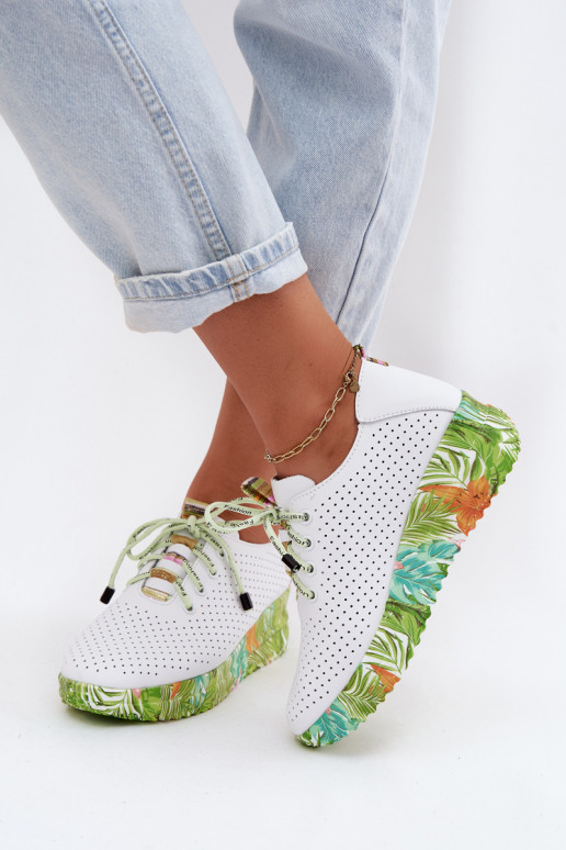 Haut Schuhe mit einer Plattform Artiker 58C0600 INeiß-grüne Farbe