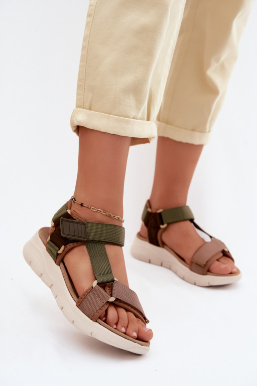 Sportlicher Stil Damensandalen Artiker 58C1232 grüne Farbe