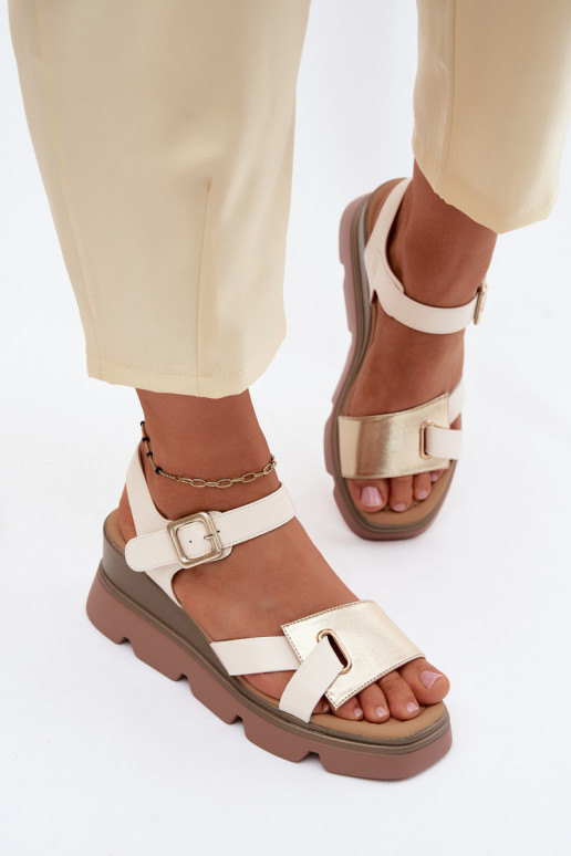 Damensandalen Feminin mit einer Plattform Artiker 58C0312 Beige-goldene Farbe