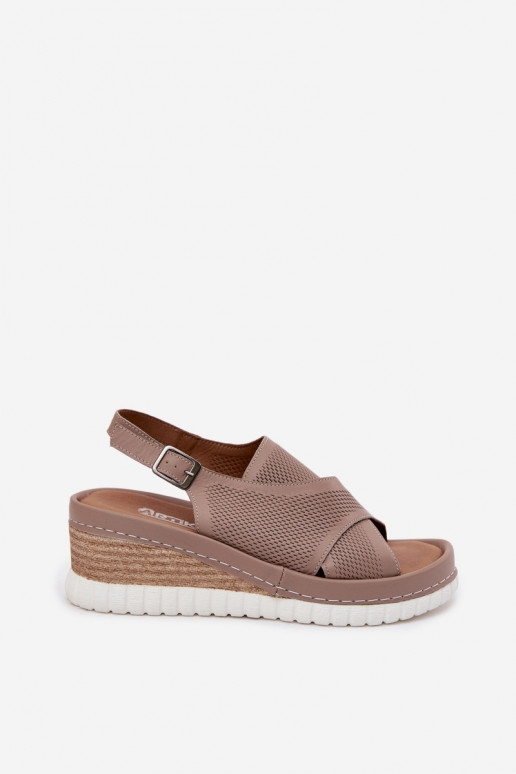 Damensandalen mit einer Plattform Ermöglichtturleder Artiker 58C3146 Beige