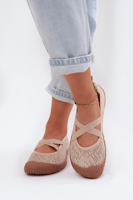 Sportliche Ballerinas mit elastischen Riemen Artiker 58C1903 sandfarben