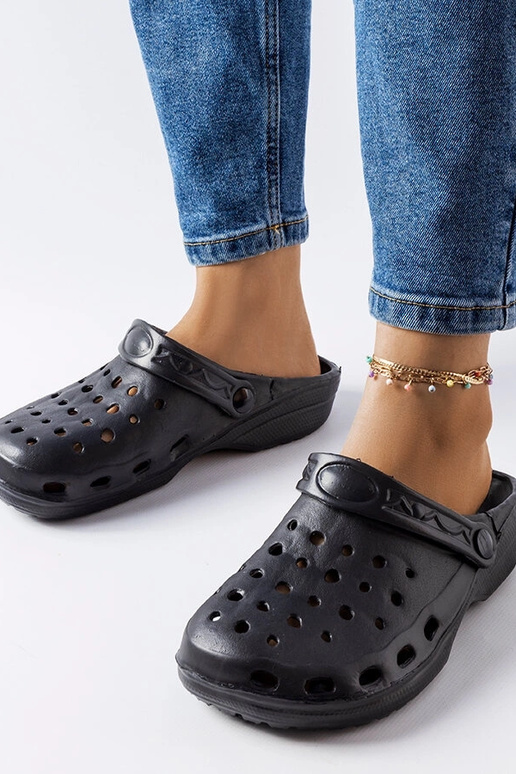 Schwarze Clogs mit geschlossener Spitze Kleist