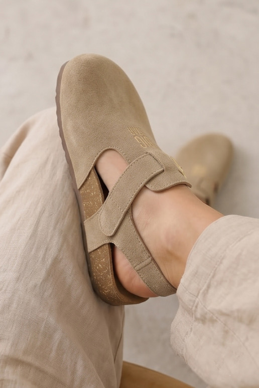 Damen-Sandalen aus natürlichem Wildleder Big Star TT274542 beige