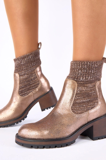 Goldene Stiefeletten auf Absatz mit sockenartigem Schaft Lisa 2