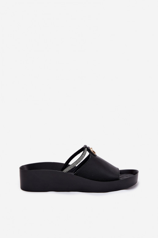 Schwarze Damen-Lederslipper mit verzierten Absätzen KV51-034
