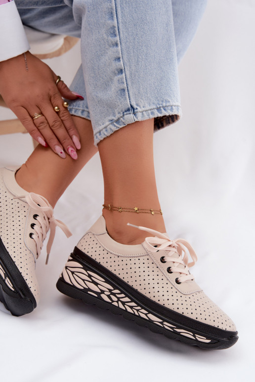 Sandfarbene Damenschuhe mit Ausschnitten und Plattform Morra