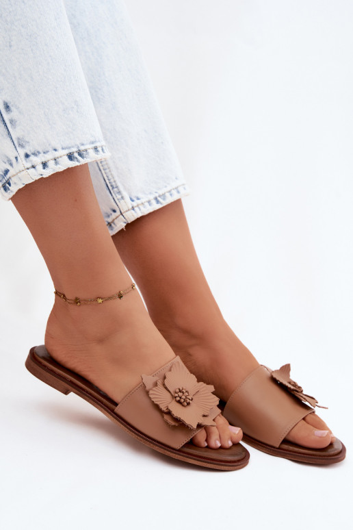 Lederpantoletten für Damen mit Ornamenten Zazoo 40477 in Cappuccino-Farbe