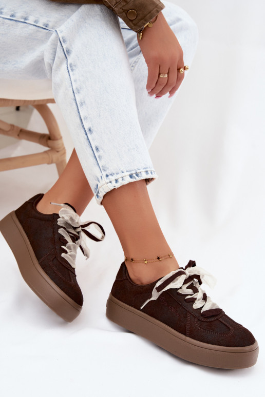 Damen-Sneaker mit Plattform und dekorativen Schnürsenkeln Big Star UU274004