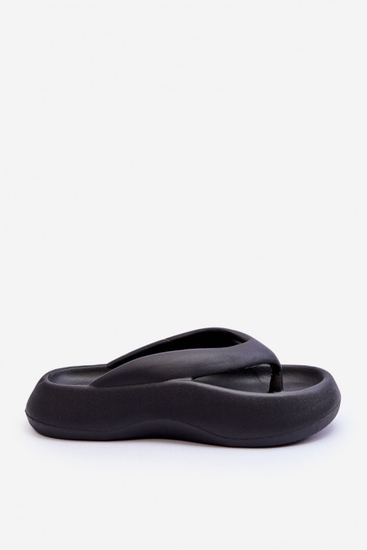 Schwarze Damenschuhe mit Schaumstoff