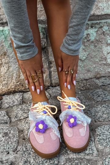 Damen-Sneaker mit schicken Blumen und einer Schleife in rosa Coastelle 2