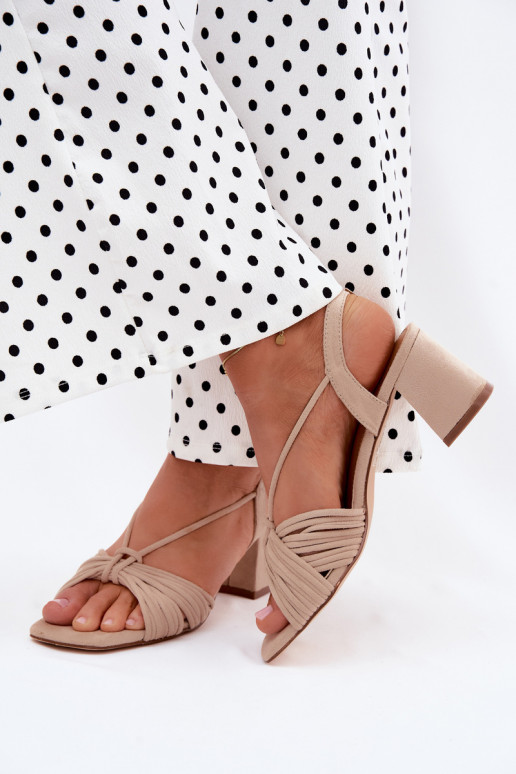 Damen-Sandalen mit Riemen und Absätzen in sandfarben Taffina