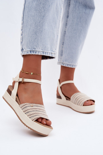Elfenbeinfarbene Damen-Sandalen mit Plattform