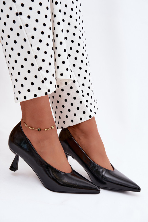 Spitze Schuhe mit Absätzen in Schwarz Silenta