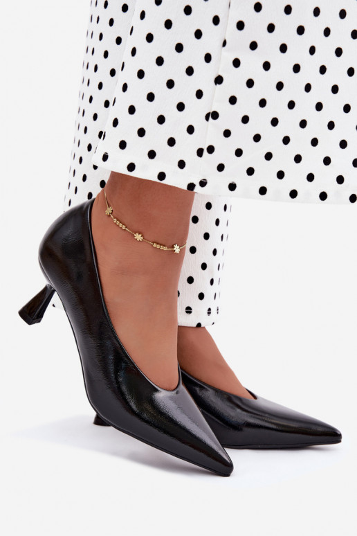 Spitze Schuhe mit Absätzen in Schwarz Silenta
