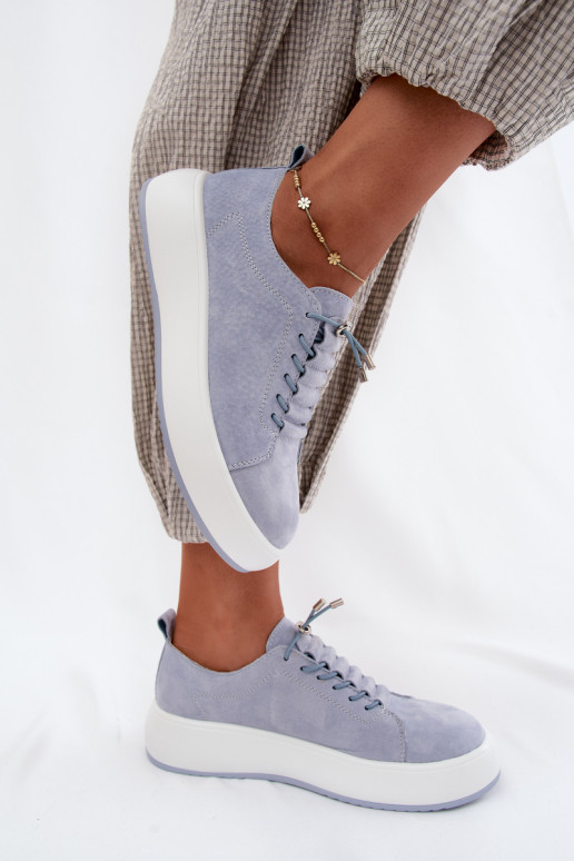 Blaue Plattform-Sneaker aus Kunstveloursleder Blushy